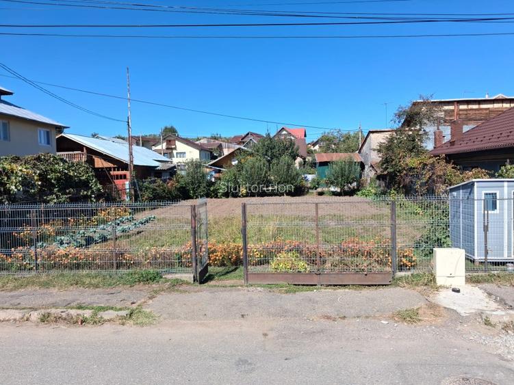 Teren intravilan 500 mp, cu utilități, ideal pentru casă