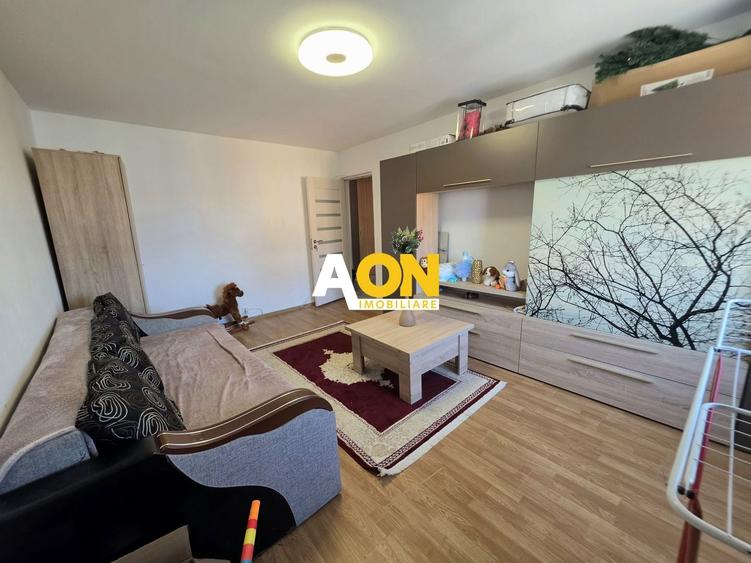 Apartament cu 2 camere decomandat în Ampoi 3