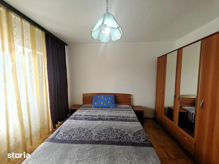 Apartament cu 2 camere decomandat în Banca Națională