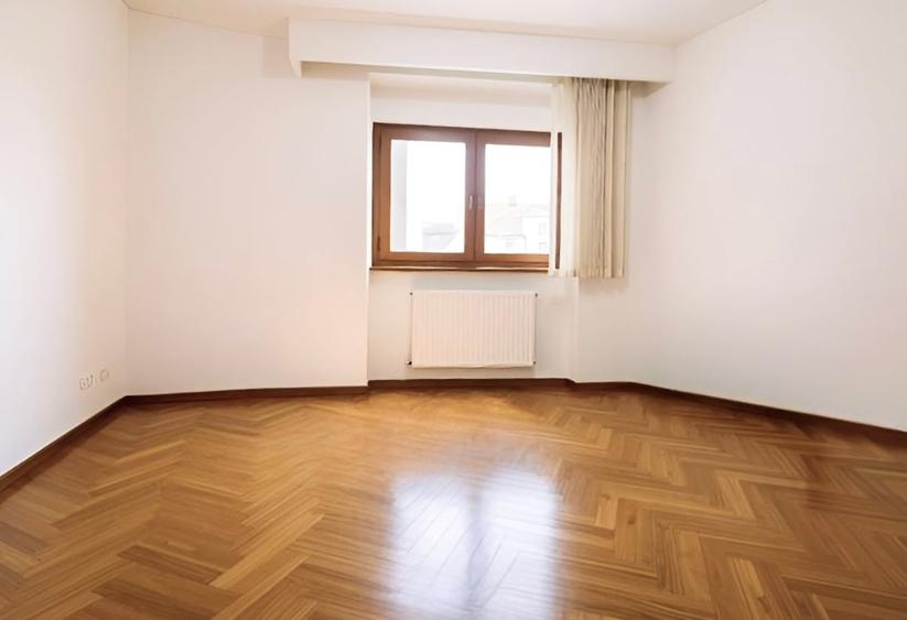 APARTAMENT DE TIP DUPLEX CU GARAJ SI 2 BOXE IN IMOBIL COCHET AFLAT IN COTROCENI - 12