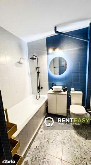 Apartament cu 3 camere în Independenței