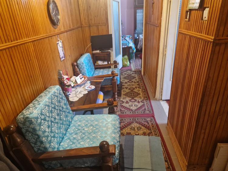 Apartament cu 2 camere decomandat în Precista