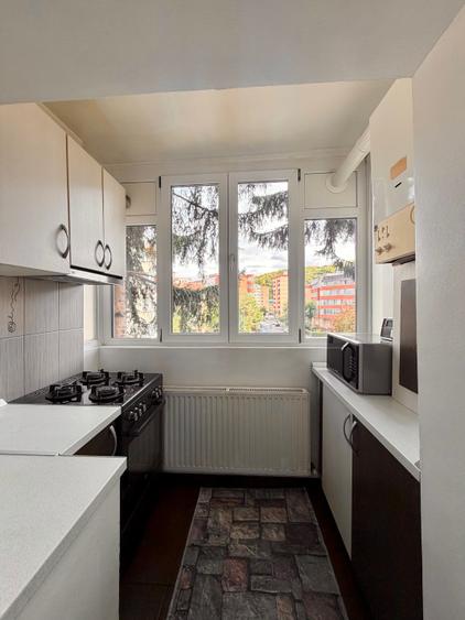 Apartament cu 3 camere de inchiriat in Racadau ,et 1/4 cu loc de parcare - 6