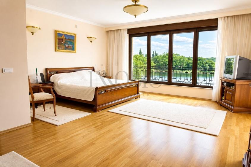 Casă individuală cu 10 camere cu Piscina în Snagov