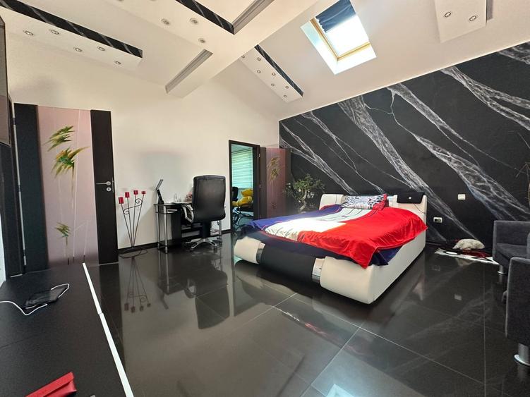 Casă individuală cu 5 camere cu Piscina în Cazasu