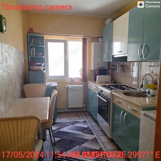Apartament cu 3 camere semidecomandat în Fălticeni