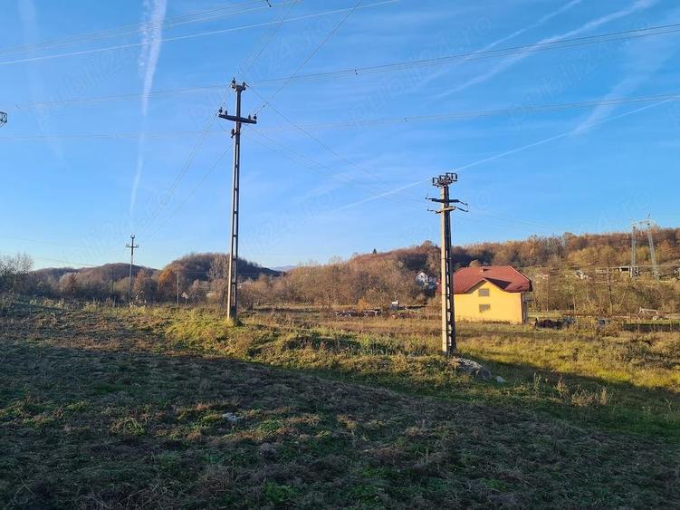 Teren de 5200 mp, în Măldărești