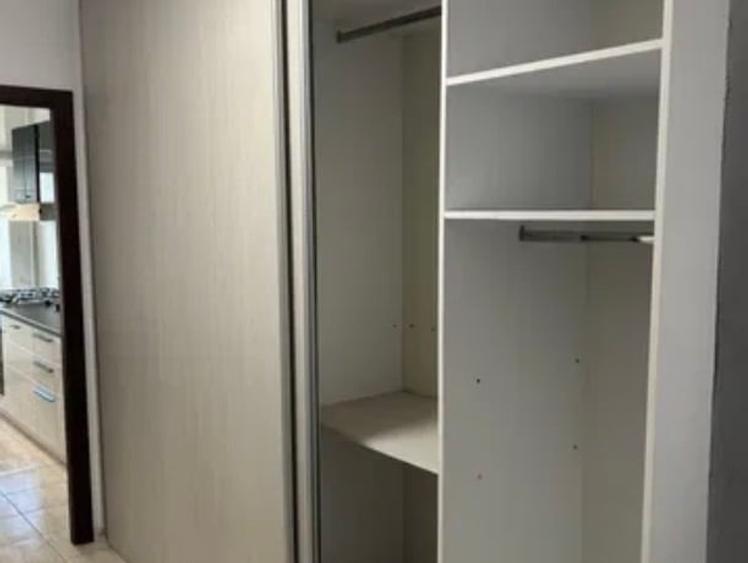 Garsonieră decomandată în Vitan Mall