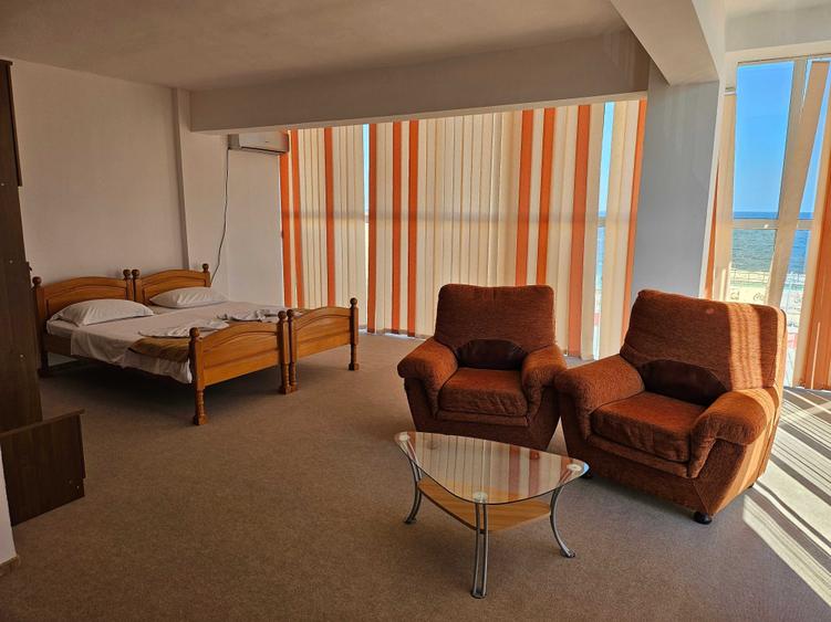 Casă cu 4 camere în Costinești