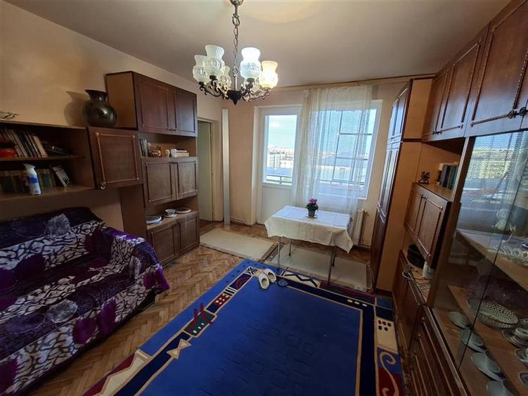 Apartament cu 4 camere semidecomandat în Gheorgheni