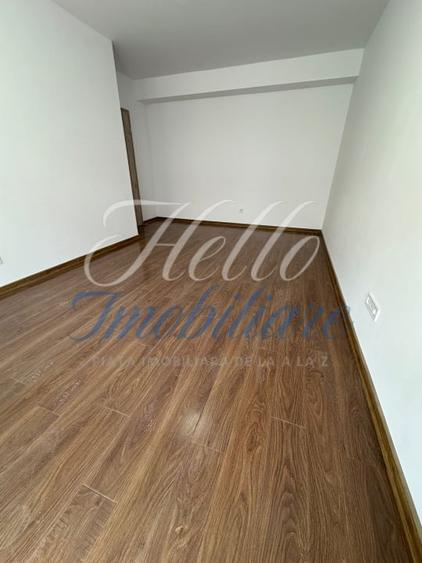 Apartament cu 3 camere în Florești