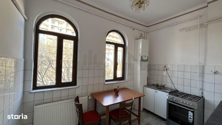 Apartament cu 3 camere decomandat în Ferdinand