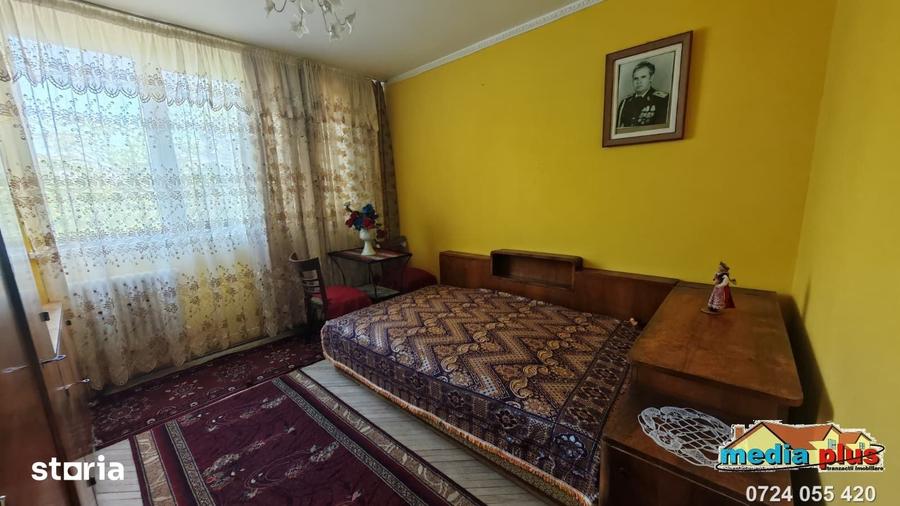 Apartament cu 3 camere în Mazepa 2