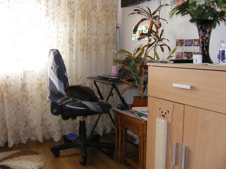 Garsonieră decomandată în Rogerius