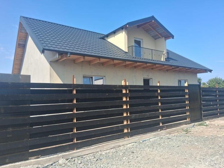 Casă cu 3 camere în Central