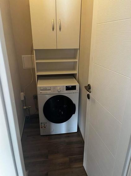 Apartament cu 3 camere decomandat în Tudor