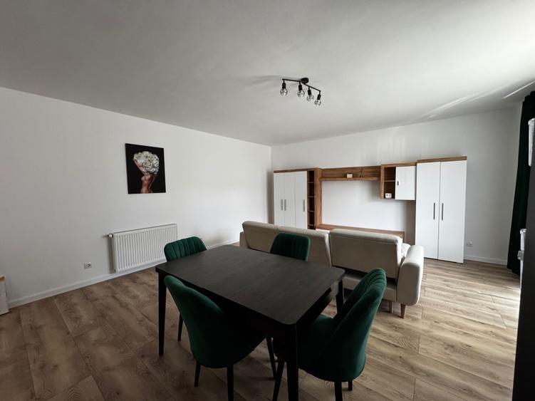 Apartament cu 2 camere semidecomandat în Florești