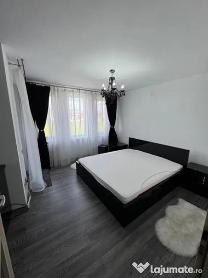 Casă cu 4 camere cu Teren 263 Mp în Florești