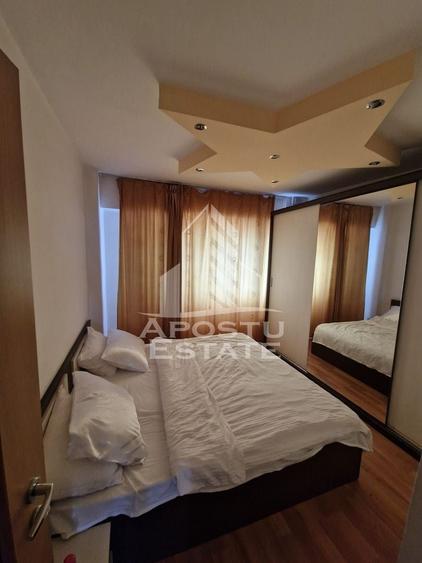 Apartament 2 camere, zona Intim - 1