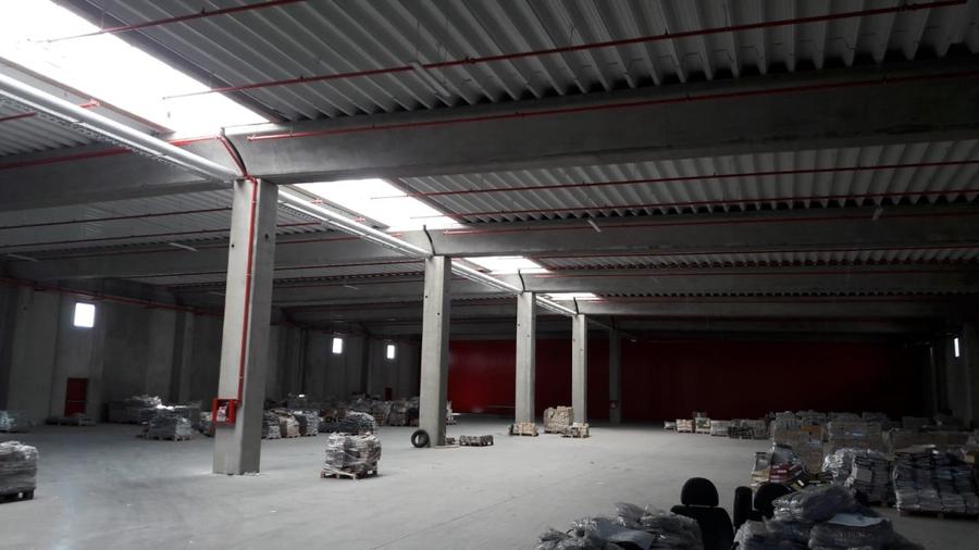 Spațiu industrial, de 18,000 mp, în Chitila