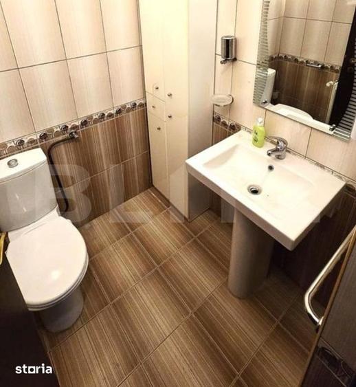 Spațiu comercial, de 808 mp, în Central