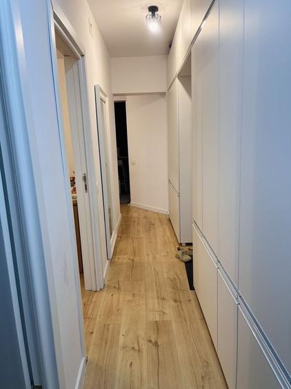 Apartament cu 3 camere decomandat în Exterior Vest