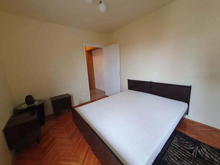 Apartament cu 2 camere decomandat în Torontalului