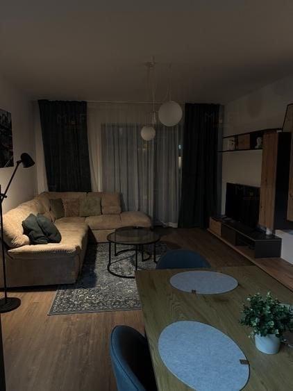 Apartament cu 2 camere decomandat, mobilat în Aviației