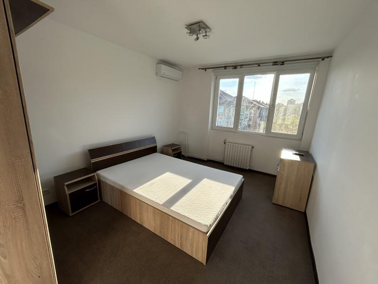 Apartament cu 2 camere decomandat în Complex Studențesc