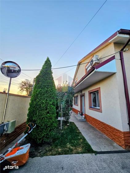 Casă cu 5 camere cu Teren 1000 Mp în Chiscani