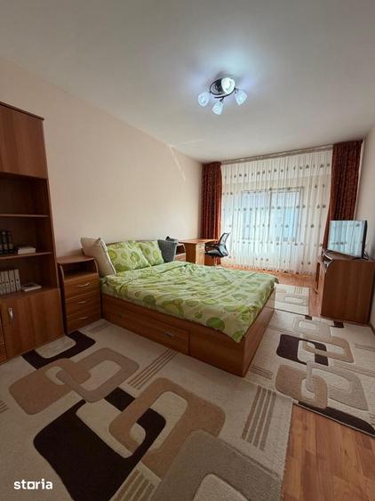 Casă cu 5 camere cu Teren 200 Mp în Ultracentral