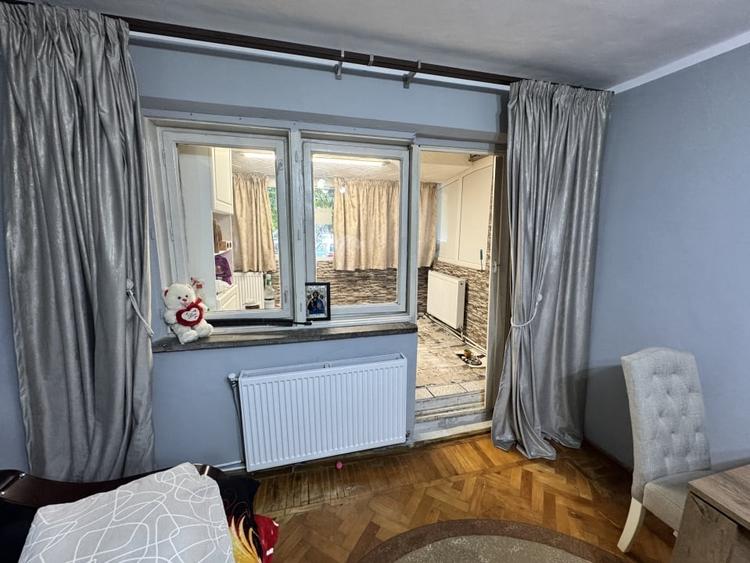 Apartament cu 3 camere decomandat, mobilat în Gării