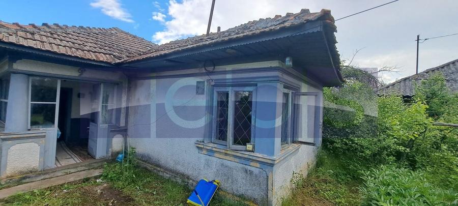 Casă individuală cu 5 camere cu Canalizare în Brebina
