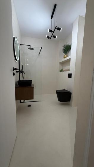 Apartament cu 2 camere semidecomandat în Băneasa