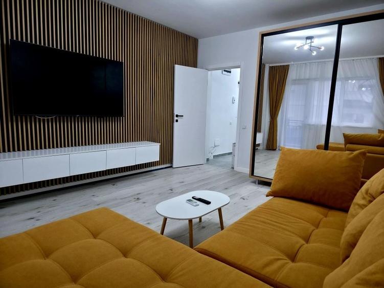 Apartament cu 2 camere decomandat în Exterior Vest