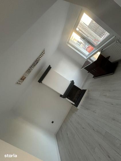 Casa individuala, decomanda, 6 camere, 180 mp ., teren 3 ari., zona d - 2