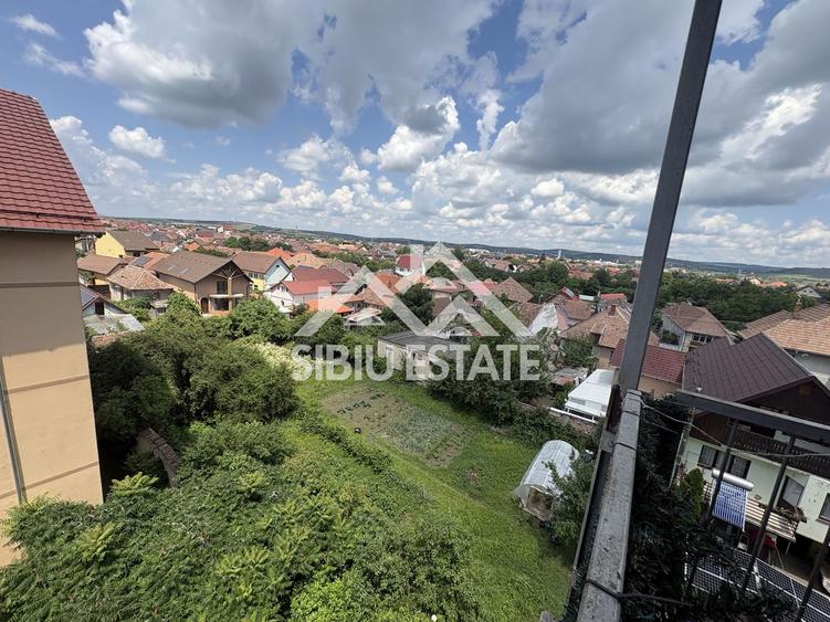 Apartament cu 2 camere decomandat în Terezian