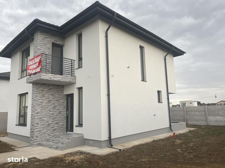 Casă cu 4 camere cu Teren 352 Mp în Berceni
