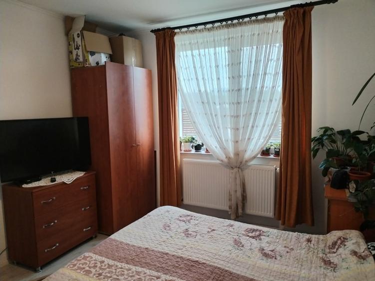 Casă individuală cu 3 camere cu Canalizare în Ișalnița