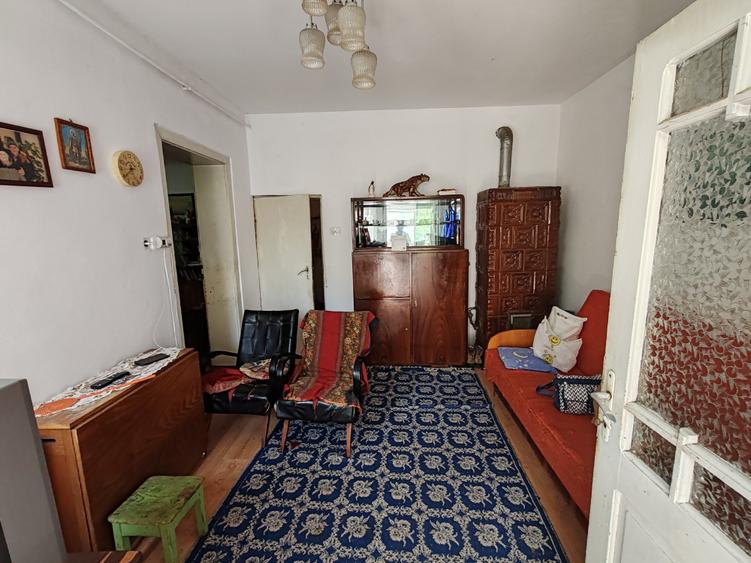 Casă cu 6 camere cu Canalizare în Bartolomeu