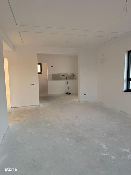 Casă cu 4 camere cu Teren 520 Mp în Cârcea