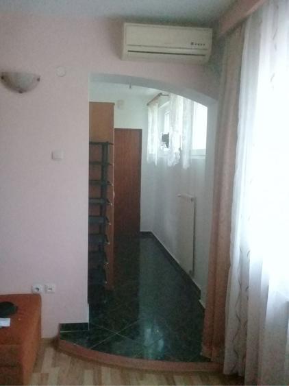 Apartament cu 2 camere semidecomandat în Cișmigiu