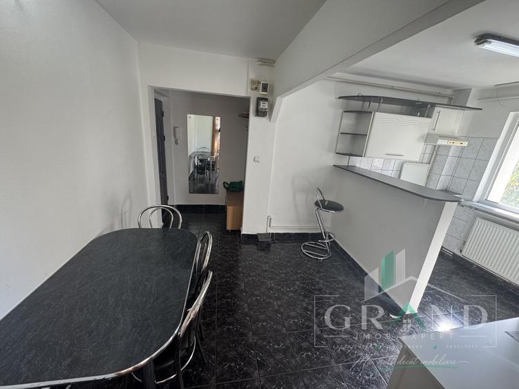 Apartament cu 3 camere semidecomandat, mobilat în Gheorgheni