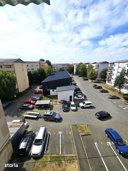 Apartament 2 camere semidecomandat, Micro 16 Str. Universului nr. 8 - 16