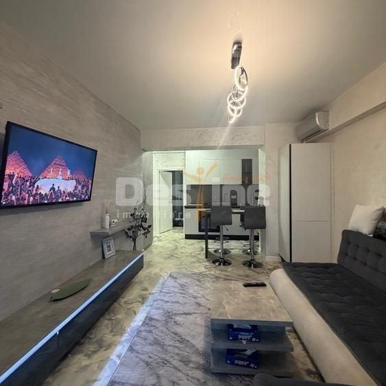 Apartament cu 2 camere semidecomandat în Central