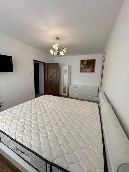 Apartament cu 2 camere decomandat, mobilat în Independenței