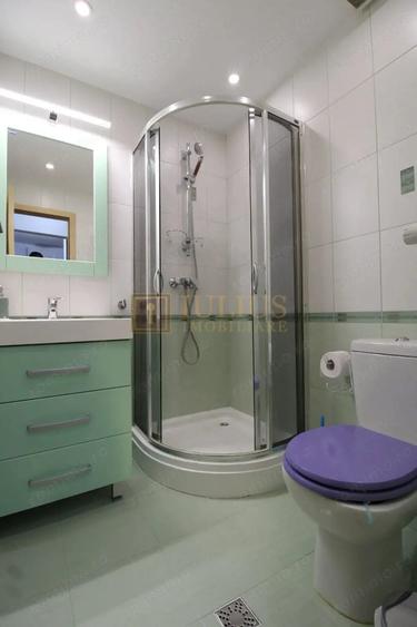 Apartament cu 4 camere decomandat în Bucovina