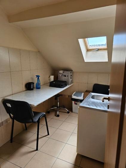 Casă cu 5 camere cu Teren 153 Mp în Podgoria