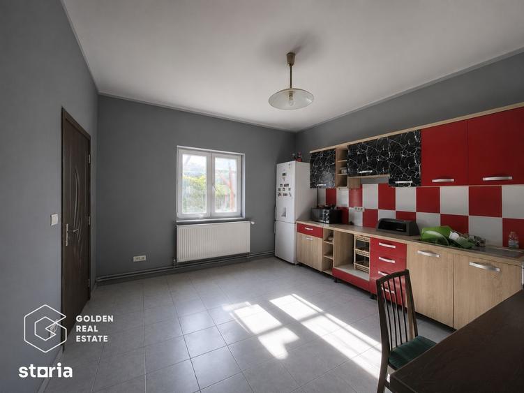 Casă cu 4 camere cu Teren 1224 Mp în Barațca