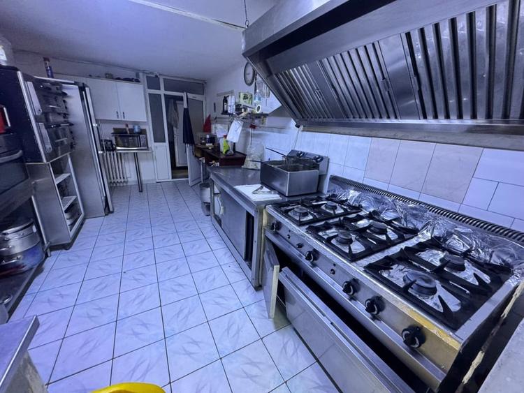 Spațiu comercial, de 258 mp, în Central